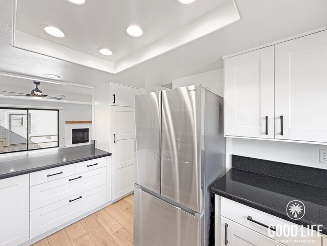 Photo - Stunning 2B/2.5BA Condo in Carlsbad For Lease!