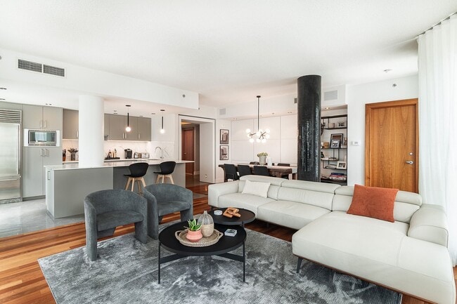 Photo - 1100 Rue de la Montagne Unit 1803