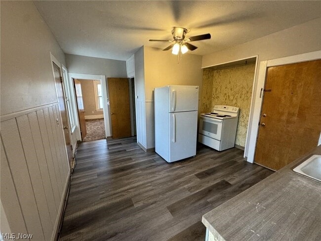 Photo - 29435 Euclid Ave