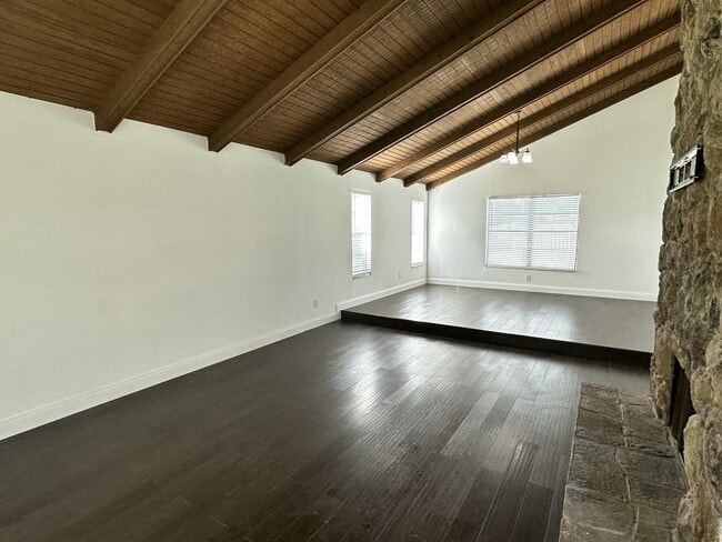 Photo - 1605 Old Cypress Trail