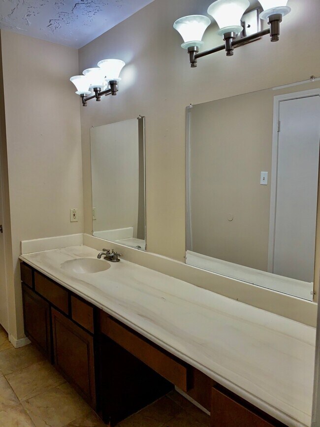 Photo - 3110 Indian Wells Ct