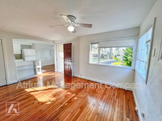 Photo - 1210 Cloverlawn Ave