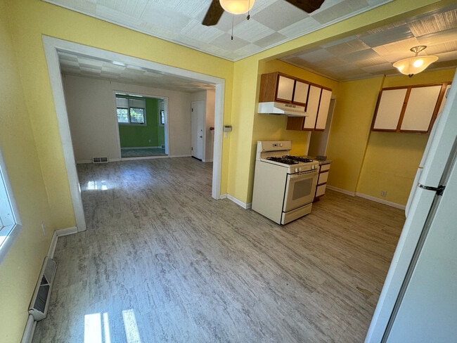 Photo - 410 N 4th St Unit 410