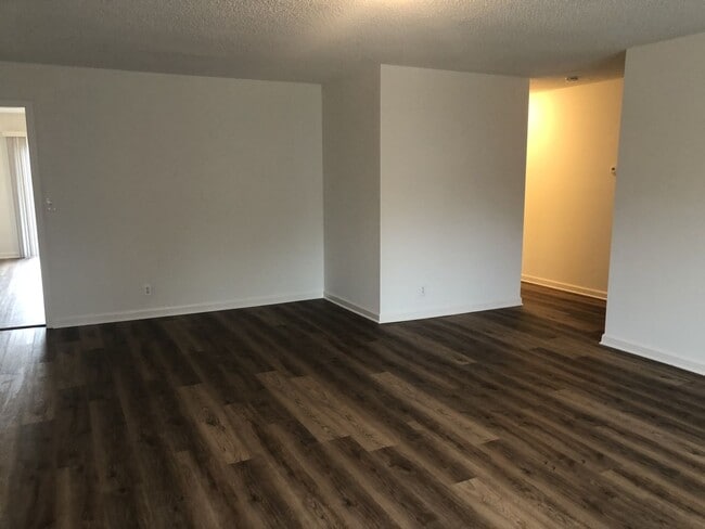 Photo - 2721-2723 Penn Meade Drive Unidad 2723