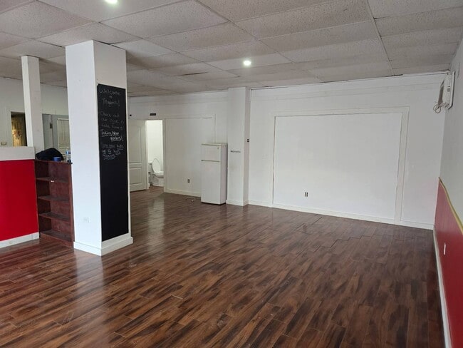 Photo - 145 Delaware St