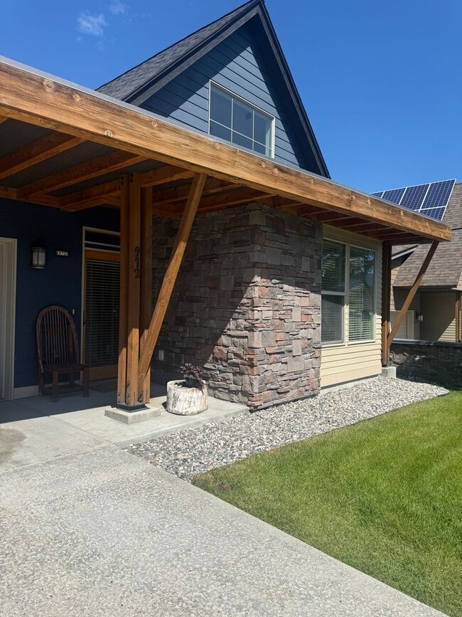 Photo - Rare Find- Home for Rent in the Knolls Community