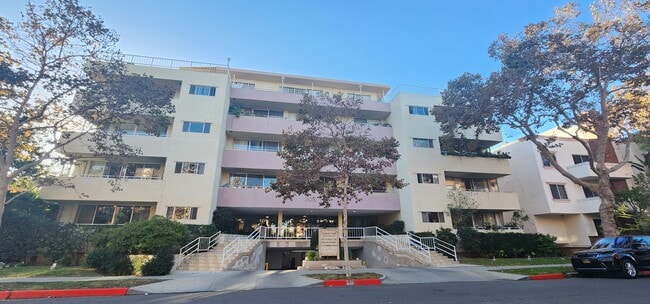 Front of Building - 303 N Swall Dr Unit 301