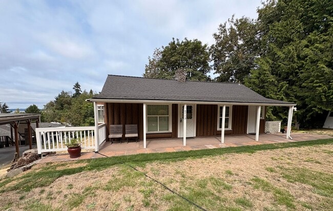 Photo - Charming Three Bed West Seattle Vintage Home Near Lincoln Park and Puget Sound!