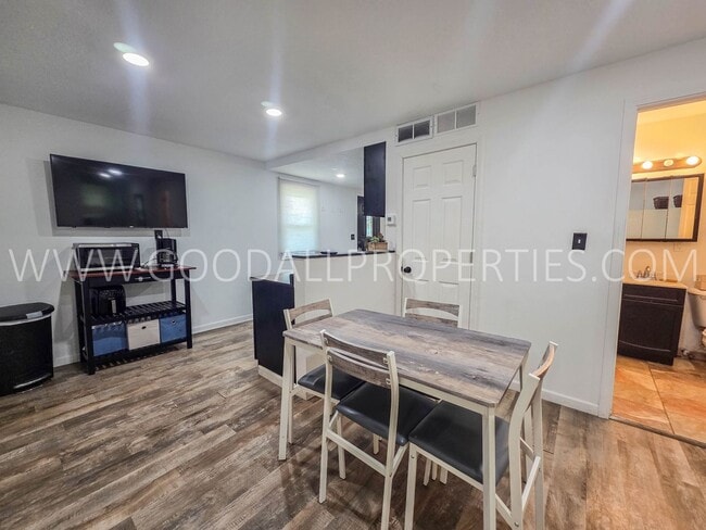 Photo - Charming 3-Bedroom, 1-Bath Home in Southwest Des Moines