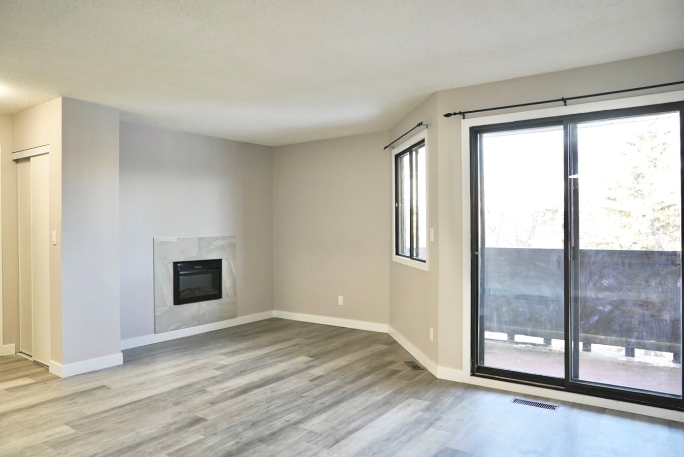 Charles Buchan Manor - Charles Buchan Manor