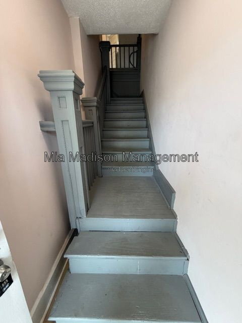 Photo - 513 W 35th St Unit B