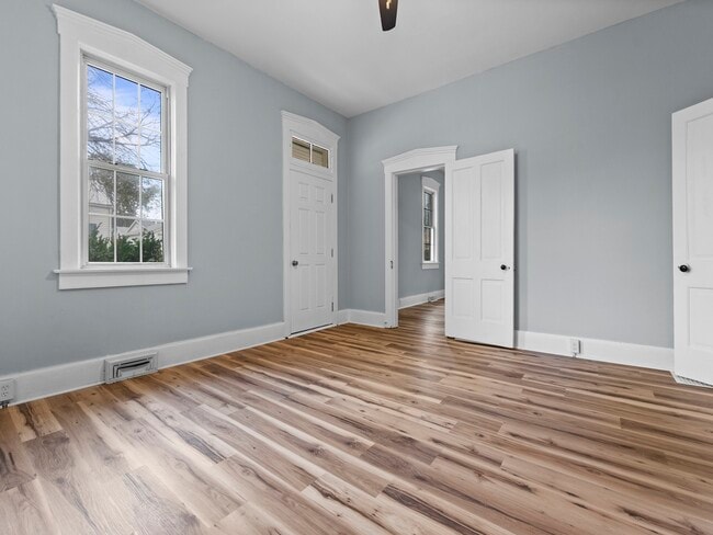 Photo - 306 Walnut St