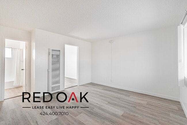 Photo - 7119 E Gage Ave Unidad 10