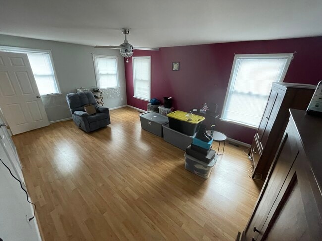 Photo - 18 Schollcrest Ave Unit 2