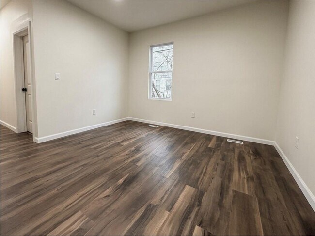 Photo - 693 3rd St Unidad 1