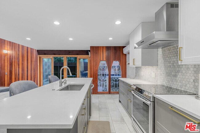 Photo - 11616 Chenault St Unit 6