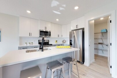 Photo - 6407-6177 177 Ave