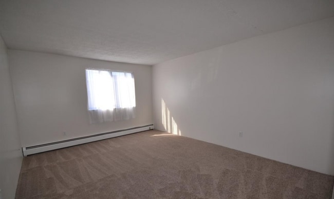 Photo - 545 Calef Rd
