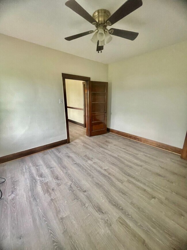 Photo - 1505 Fleck St Unidad 1