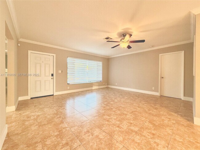 Photo - 216 SE 5th St