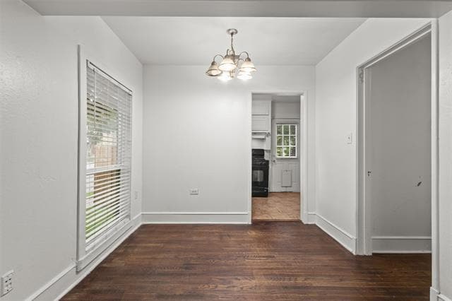 Photo - 301 Maple St