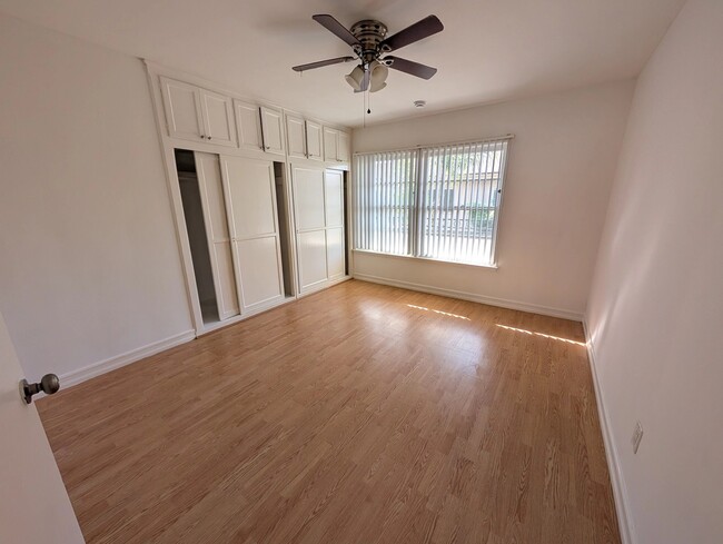 Photo - 1051 S Wooster St Unidad 7