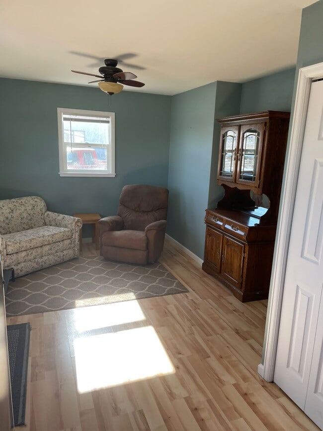 Photo - 714 Bennett St