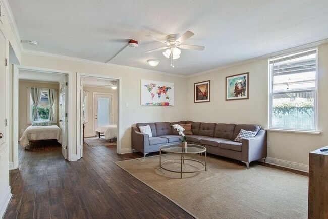 Photo - 1615 Gov Nicholls