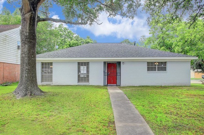 Photo - 6002 W Airport Blvd