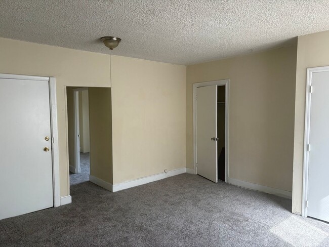Photo - 4509 Rhawn St Unit 2