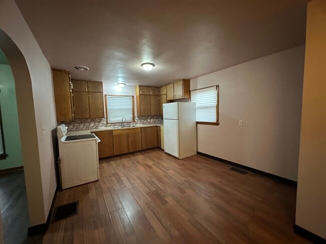 Photo - 101 S Buchanan St