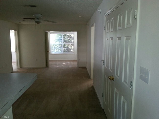 Photo - 4 br, 4 bath Condo - University Woods Univ...
