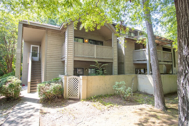 Spacious 2BR 2BA townhome in Village Creek! - Spacious 2BR 2BA townhome in Village Creek! Unit 1005