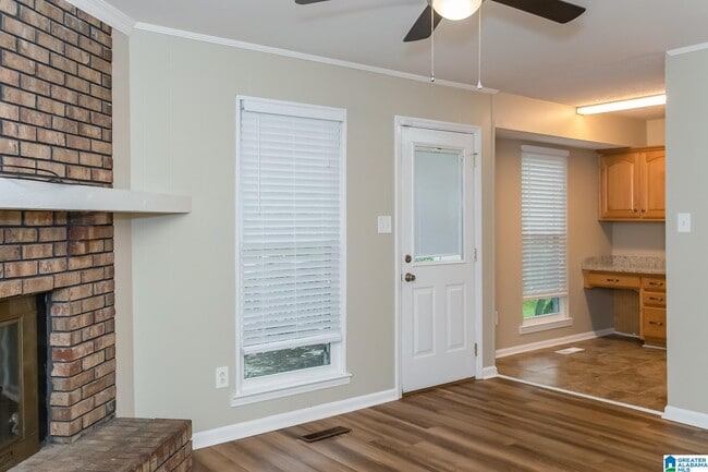 Photo - 720 Twin Ridge Dr