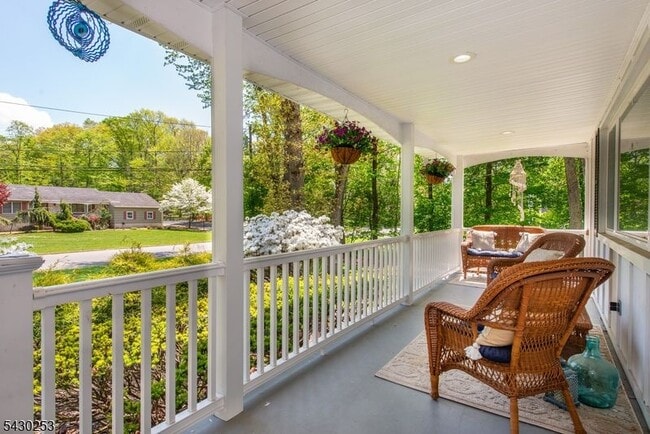 Photo - 681 Glendale Rd
