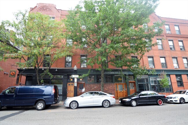 Photo - 13 Worcester St Unit 2