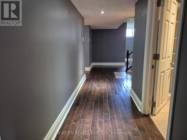 Photo - 512 Bloor St E