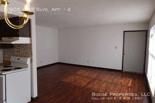 Photo - 2905 West Blvd Unidad 2