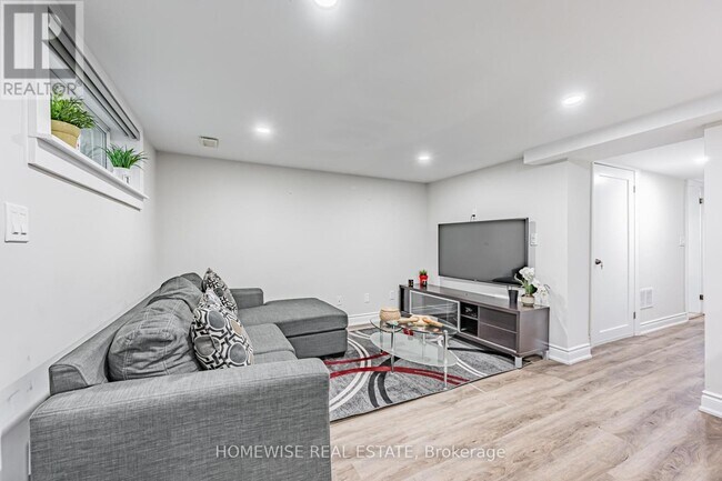 Photo - 68 Fairleigh Crescent