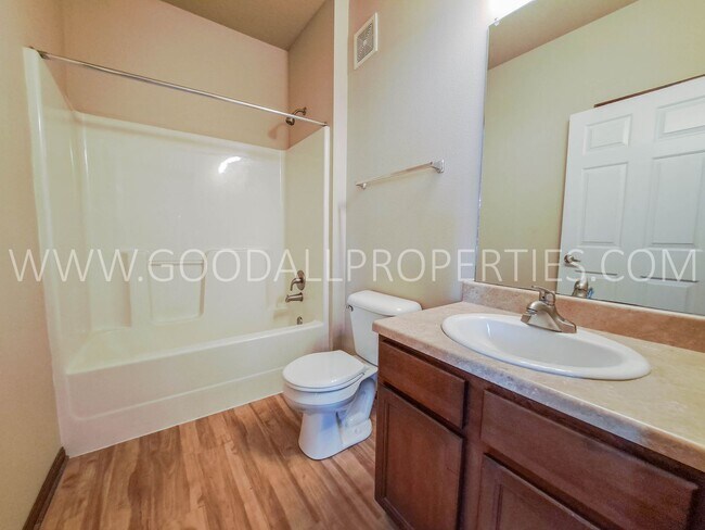 Photo - 2 Bedroom 2 Bath on first level in Johnsto... Unit 13