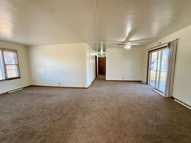Photo - Quick Move In! 6 Month Lease Special! 3 bedroom, 1.5 Bath Home with attached garage in Loveland, CO
