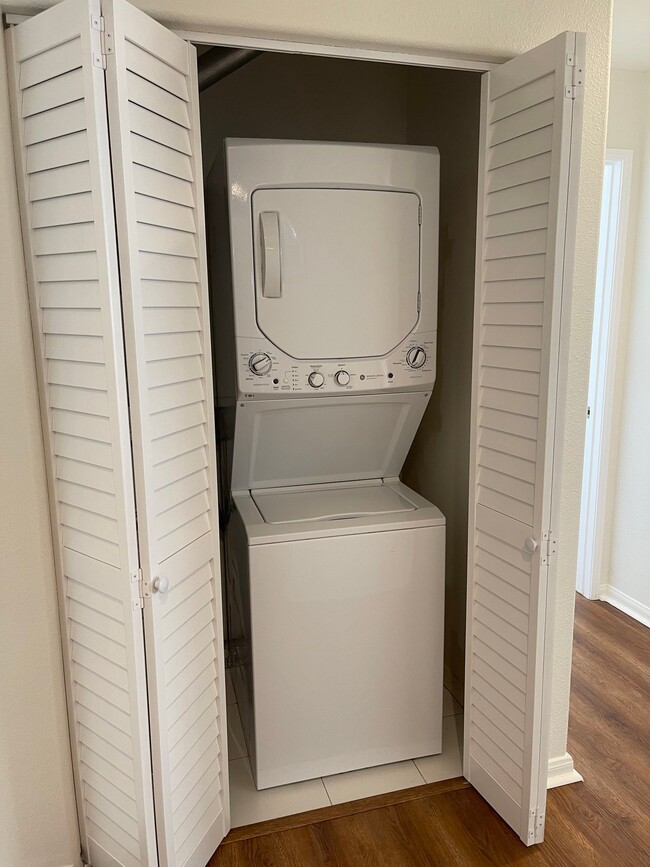 Photo - 4529 Colfax Ave Unidad Apt 102