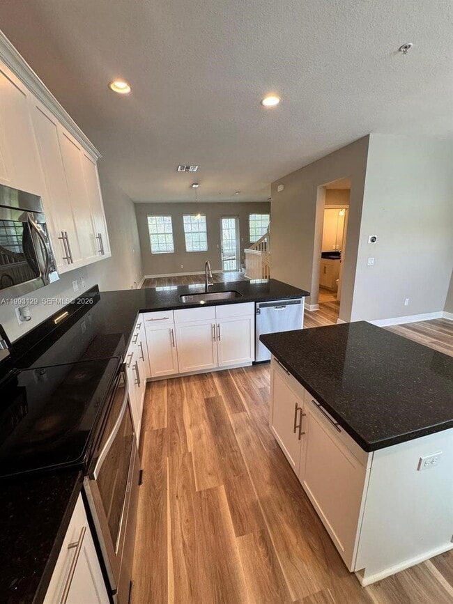 Photo - 11980 SW 29th St