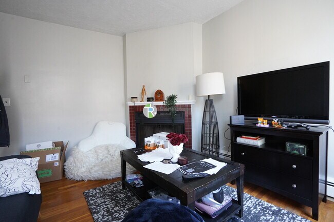 Photo - 38 Garden St Unit 4