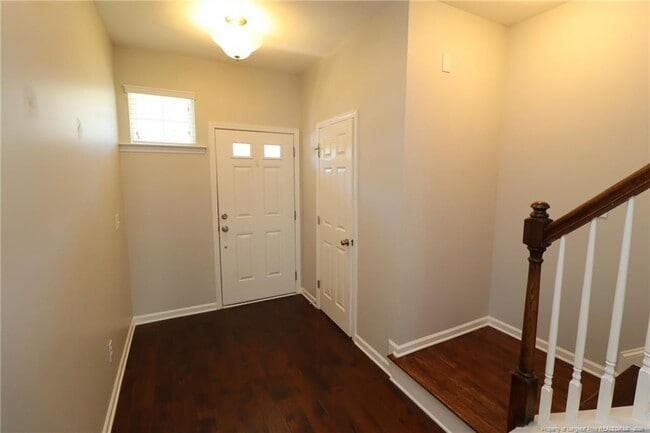 Photo - 408 Starkey St