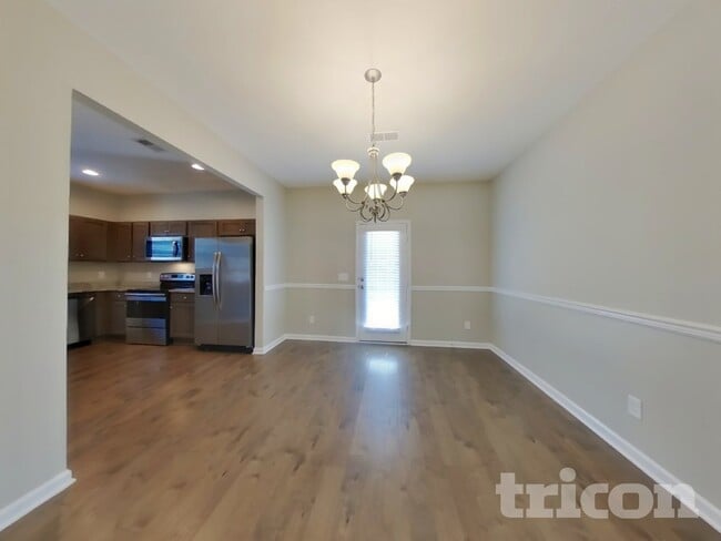 Photo - 938 Beverly Ct