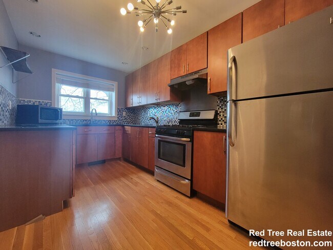 Photo - 19 Alton Ct Unit 4