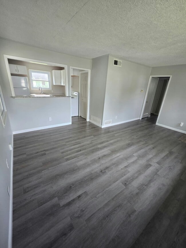 Photo - 1712 Garwood Dr