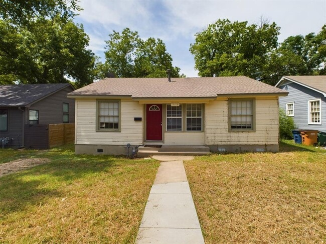 Building Photo - 713 Harris Ave Rental