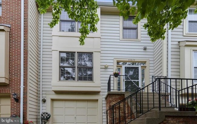 Photo - 46879 Trumpet Cir Townhome